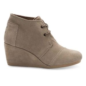 3/25 Toms Desert Wedge Boots Taupe Booties 7.5